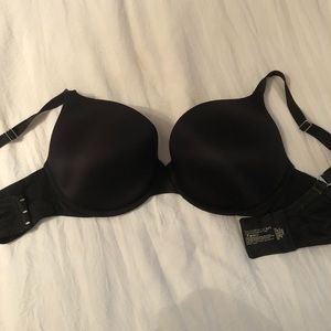 VS Black bra